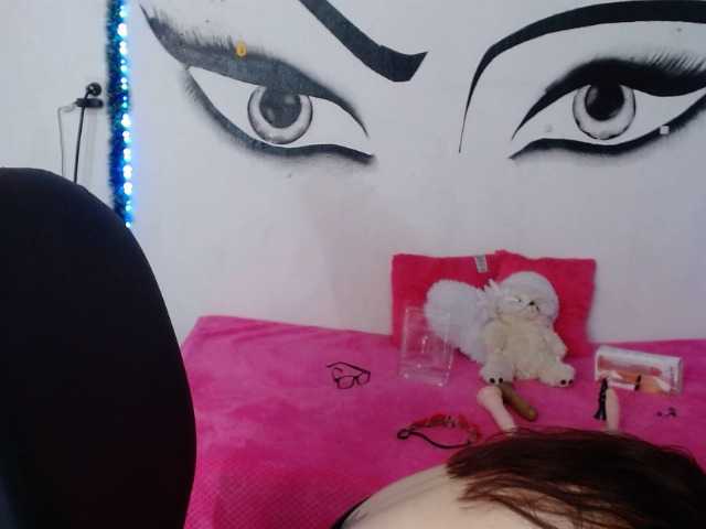 Lähettää kuvakaappauksia sofiahot1