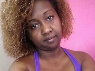 Eroottinen videokeskustelu Bonivianah