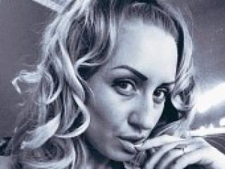 Eroottinen videokeskustelu bonnytaswee