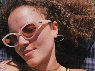 Eroottinen videokeskustelu Booty4days