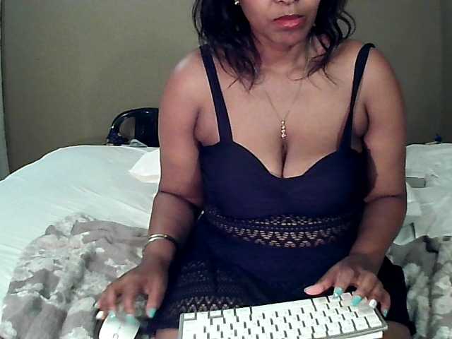 Lähettää kuvakaappauksia Bootygorgeous