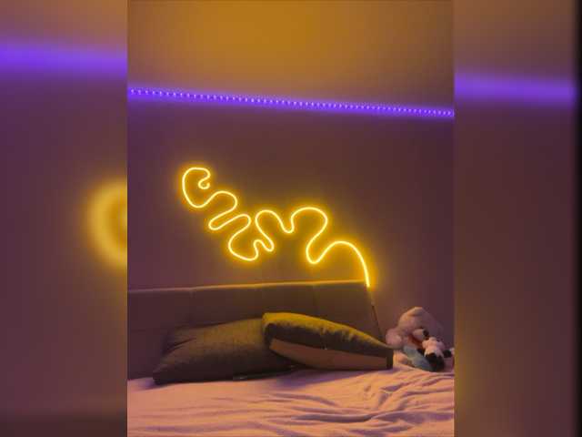 Lähettää kuvakaappauksia BoredGirl