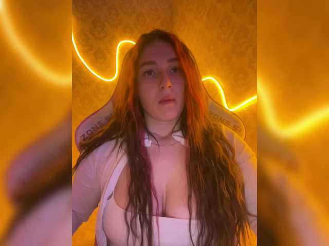 Lähettää kuvakaappauksia BoredGirl