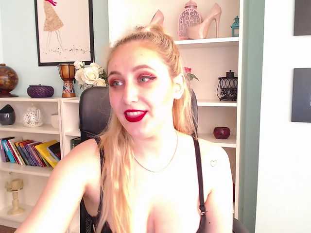 Lähettää kuvakaappauksia Brandy-Rae