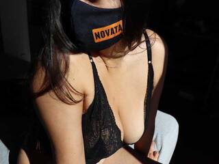 Eroottinen videokeskustelu BrazilianTeen