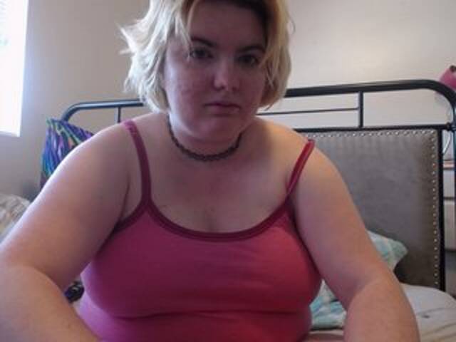 Lähettää kuvakaappauksia brelovesyou