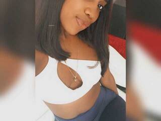 Eroottinen videokeskustelu Breyshell