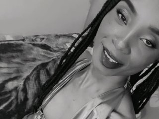 Eroottinen videokeskustelu brianitahunterr