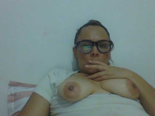Kuvat briseidax7 ⭐❤️ALL FAMILY HERE AND I AM HORNY❤️⭐❤️ #hairy ❤️⭐❤️I HOPE THEY DO NOT CATCH ME❤️⭐❤️ #milf #bigtits #asstomouth ⭐tortura ❤️ #freak #atm #alldoing #SWEET #sexy #queen♥ #lovense #ohmibod