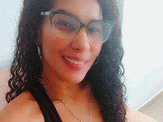 Eroottinen videokeskustelu Brunnette-sensation