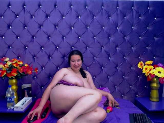 Kuvat BulmaPrinces I am a beautiful and very hot girl I love playing everything #bigboobs #bbw #curvy #natural I LOVE ANAL ....