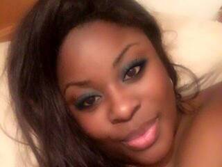 Eroottinen videokeskustelu BUSTYBARBBIE