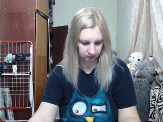 Eroottinen videokeskustelu BustyBlondy