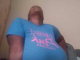 Eroottinen videokeskustelu BustyDee