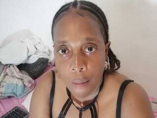 Eroottinen videokeskustelu Bustylove27