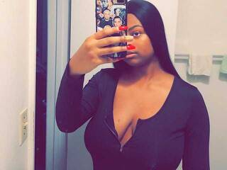 Eroottinen videokeskustelu bustyqueend