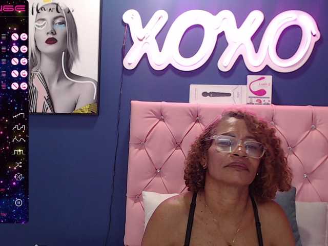 Kuvat BustyXMilf Welcome Guys! ANAL At Goal! 2000 tokens