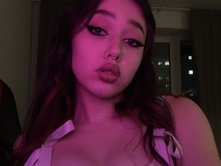 Eroottinen videokeskustelu CallmeNikky