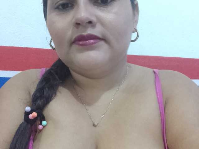Kuva profiilista Camila-360