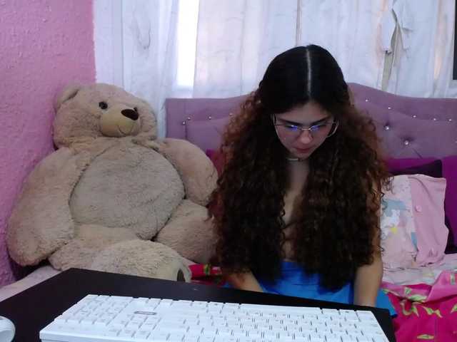 Kuvat candy-lolly- Pervy daddys girl looking lovce and hard sex♥♥c2c open cam and wacth u 25tks♥