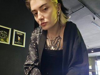 Eroottinen videokeskustelu CandyLola