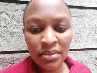 Eroottinen videokeskustelu Candys