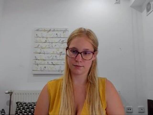 Lähettää kuvakaappauksia CandyX18