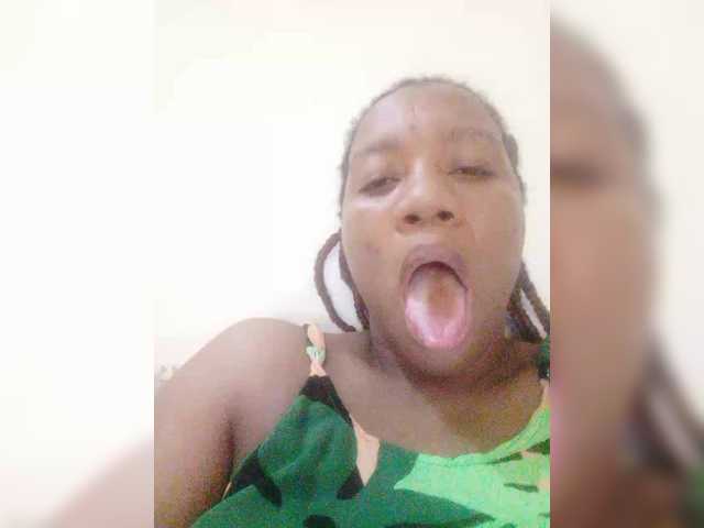 Lähettää kuvakaappauksia Canela08