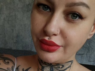 Eroottinen videokeskustelu CannabisQueen