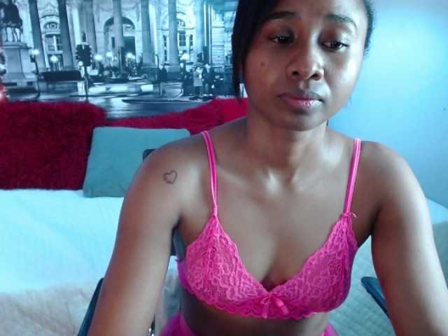 Lähettää kuvakaappauksia CarolinnHub