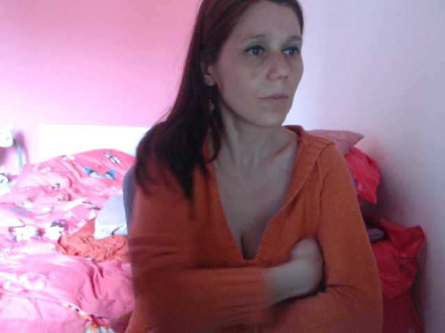 Kuvat Casiana you are in the right place if you are into soft, sensual time. i show myself in pv, no nudity in public. Pm is 30 tk #ohmibod #cutie #smile #bigboobs #naturalgirl.. je parle ausis francais