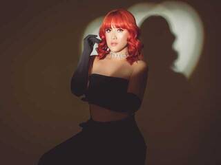 Eroottinen videokeskustelu CassieAllen