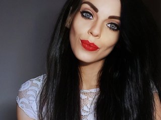 Eroottinen videokeskustelu CassieDoll