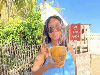 Eroottinen videokeskustelu Cassyah