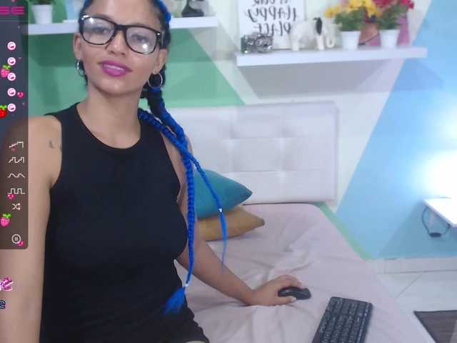 Lähettää kuvakaappauksia CataleyaClark