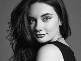 Eroottinen videokeskustelu CathrynSharen