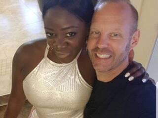 Eroottinen videokeskustelu Chamazing2