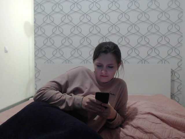 Lähettää kuvakaappauksia ChanelKitty