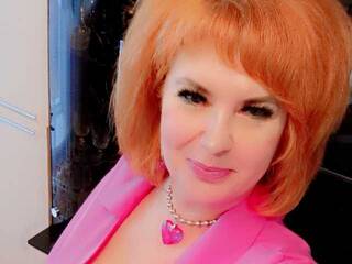 Eroottinen videokeskustelu Chanterelle