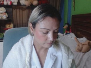 Eroottinen videokeskustelu Charlizetheron1