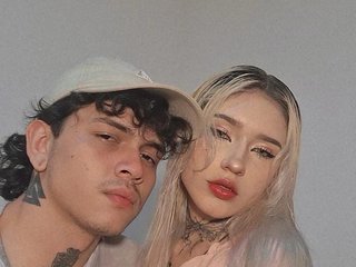 Eroottinen videokeskustelu Charlotte-and-Liamm