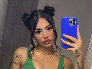 Eroottinen videokeskustelu cherrymodel