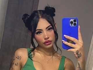 Eroottinen videokeskustelu cherrymodel