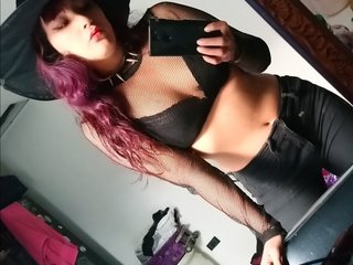 Eroottinen videokeskustelu ChiaraMiller