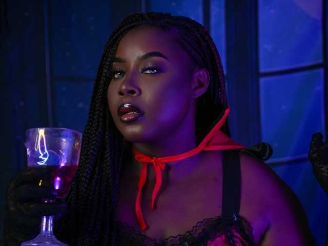 Kuva profiilista Chloe-