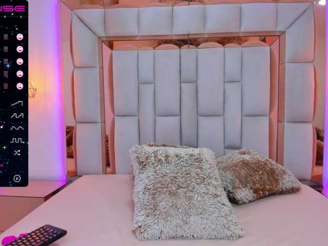 Lähettää kuvakaappauksia Chloe-baker