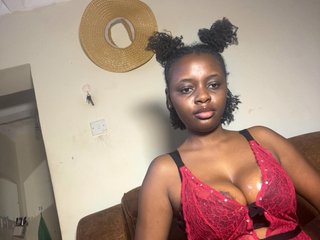 Eroottinen videokeskustelu ChocoCaramel