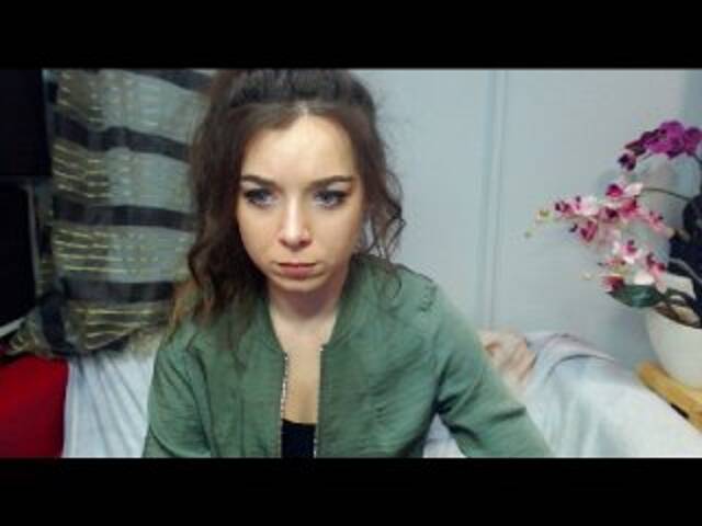 Lähettää kuvakaappauksia CindyKiss20