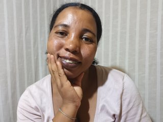 Eroottinen videokeskustelu Claria1