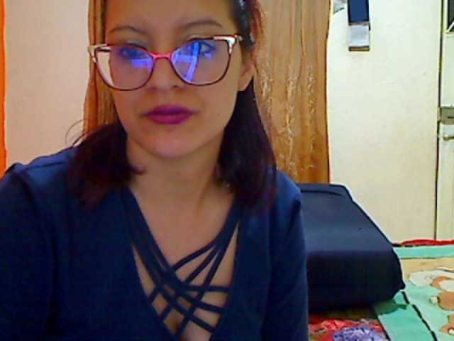 Kuvat cleohot latina#boobs#ass#anal#dilo#glasses#cum#feet#lovense